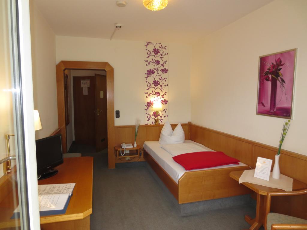 Hotel Krone Traisen エクステリア 写真